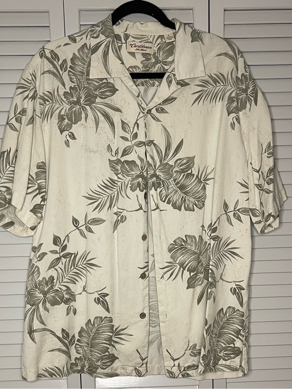 Caribbean Men's Short-Sleeve Silk Blend Floral Button-Down Hawaiian Shirt